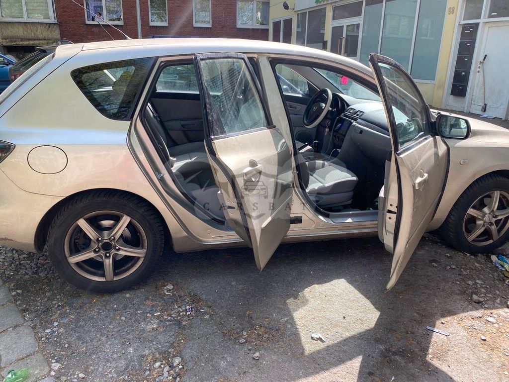 Mazda 2 2022