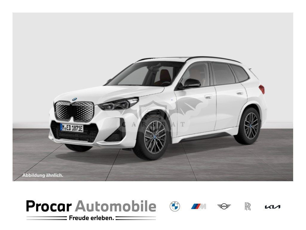 BMW iX1 2024