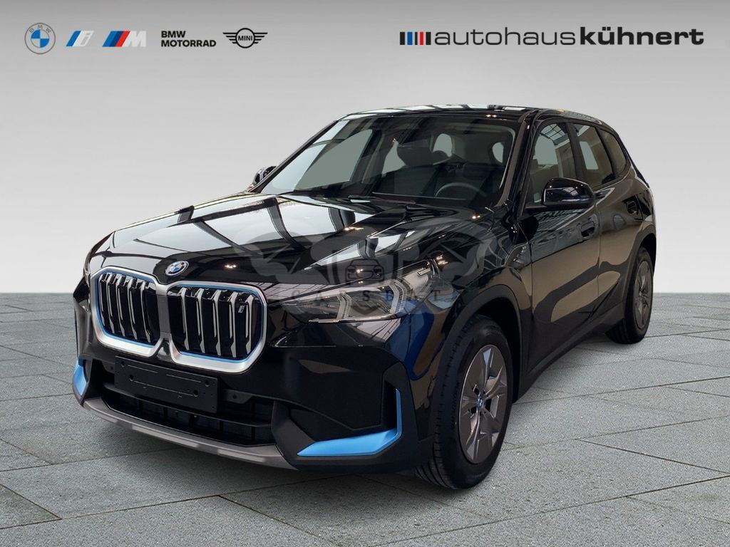 BMW iX1 2024