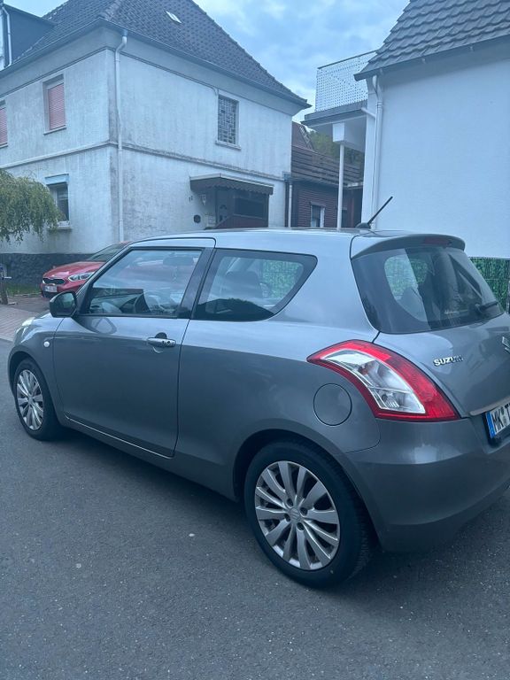 Suzuki Swift 2010