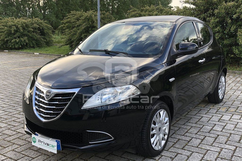Lancia Ypsilon 2015