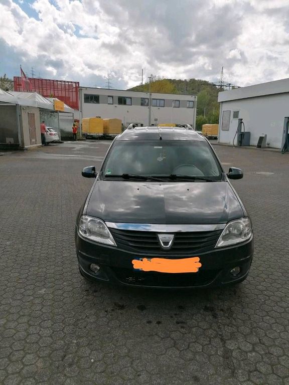Dacia Logan 2011