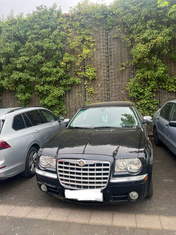 Chrysler 300C 2010