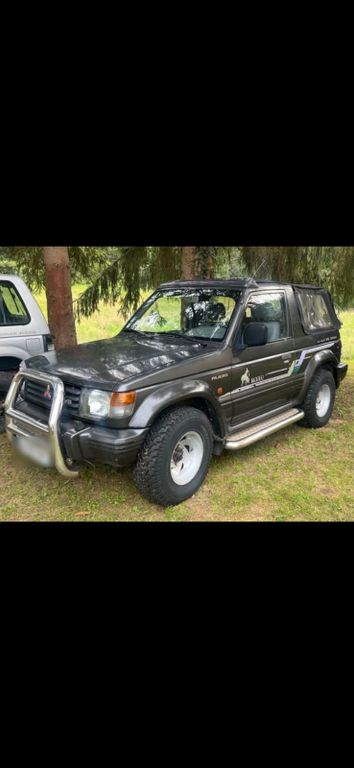 Mitsubishi Pajero 1992