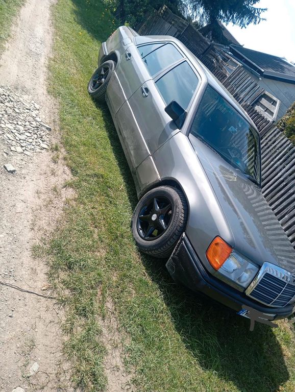 Mercedes-Benz 250 1993