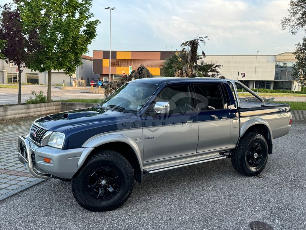 Mitsubishi L200 2003