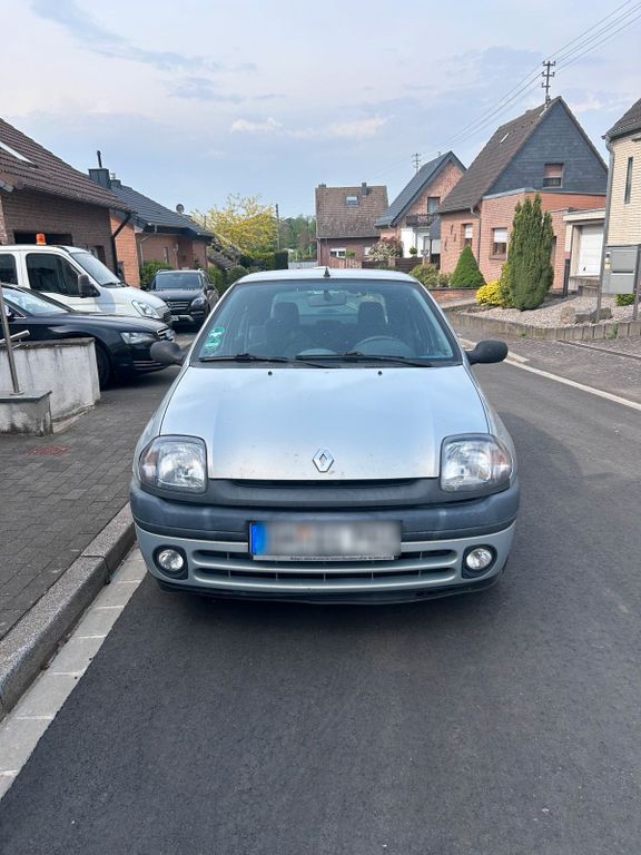 Renault Clio 2023
