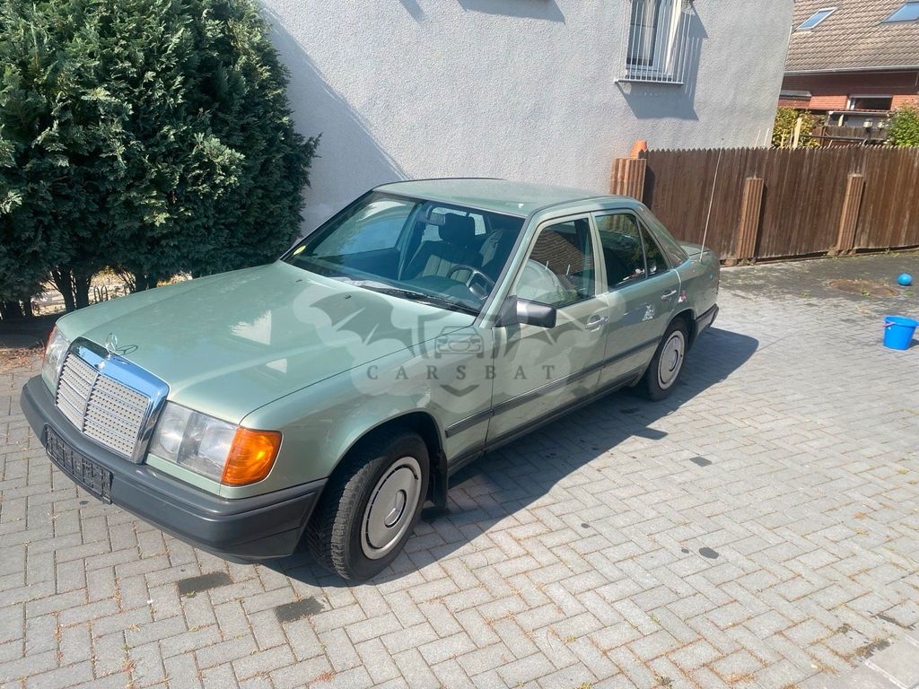 Mercedes-Benz 250 1986