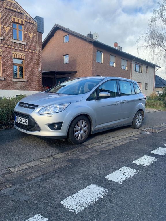 Ford Grand C-Max 2013
