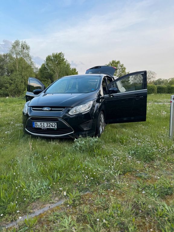 Ford Grand C-Max 2012