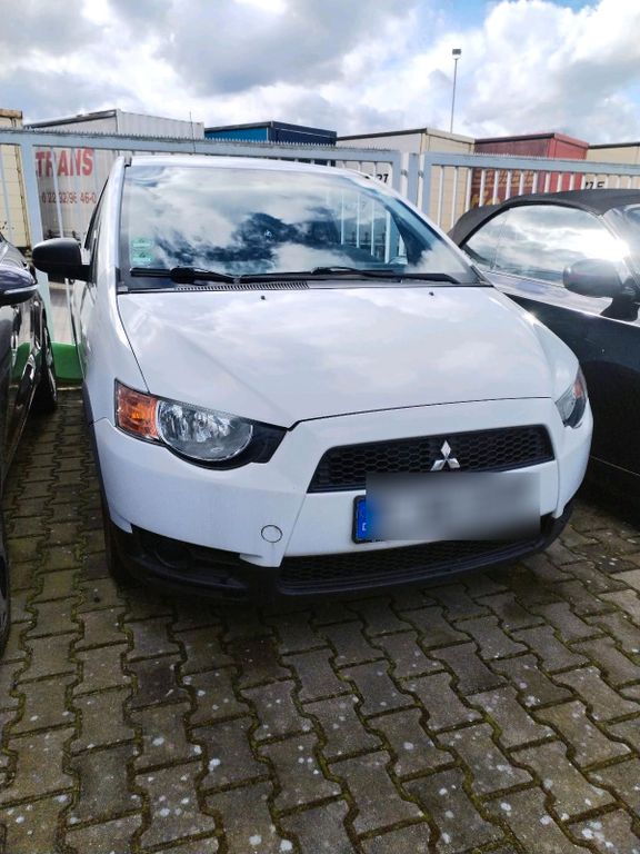 Mitsubishi Colt 2011