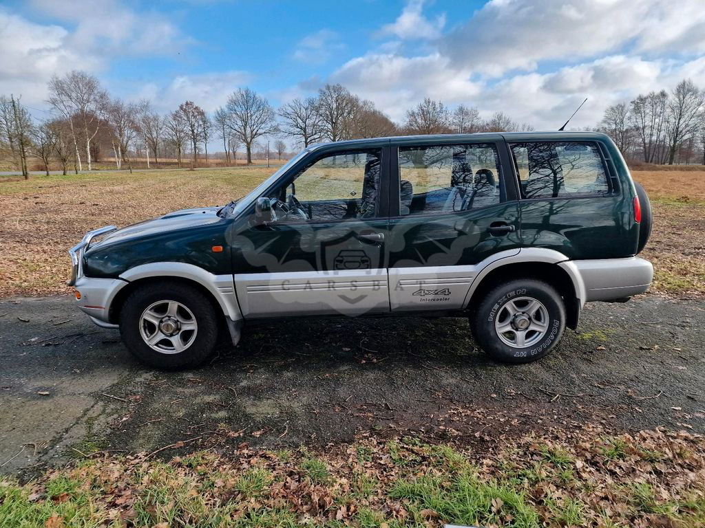Nissan Terrano 1999
