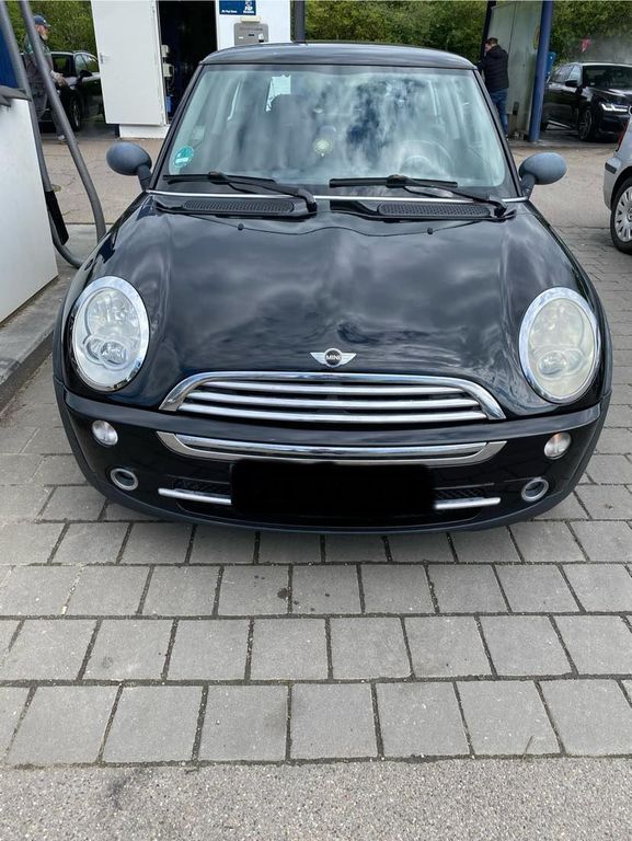 Mini One 2004