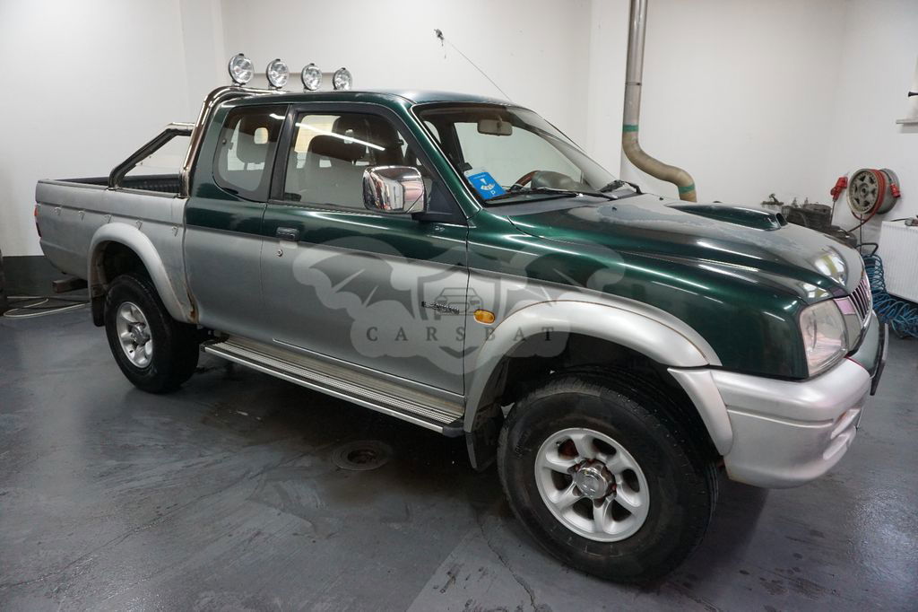 Mitsubishi L200 2001