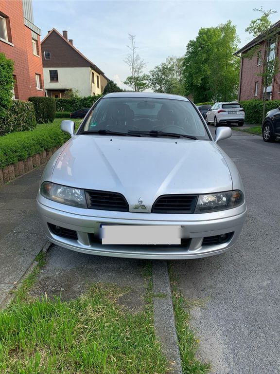 Mitsubishi Carisma 2003