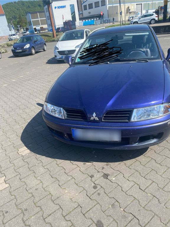 Mitsubishi Carisma 2004