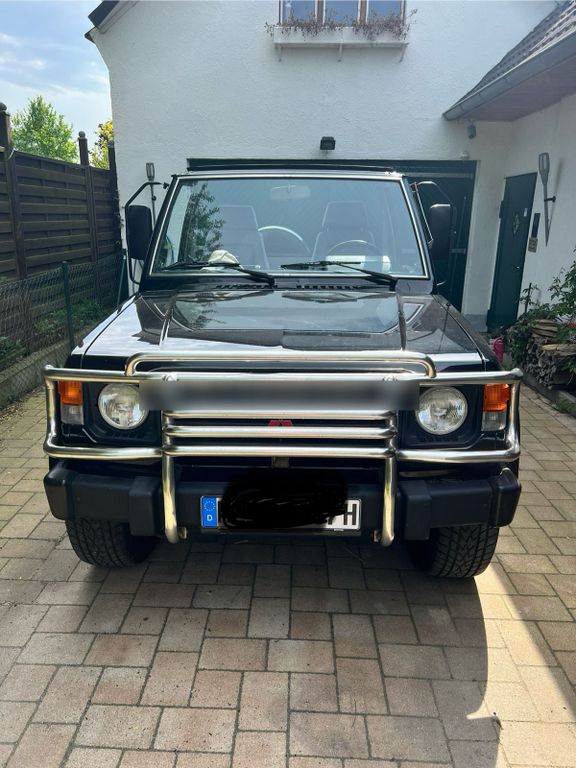 Mitsubishi Pajero 1983