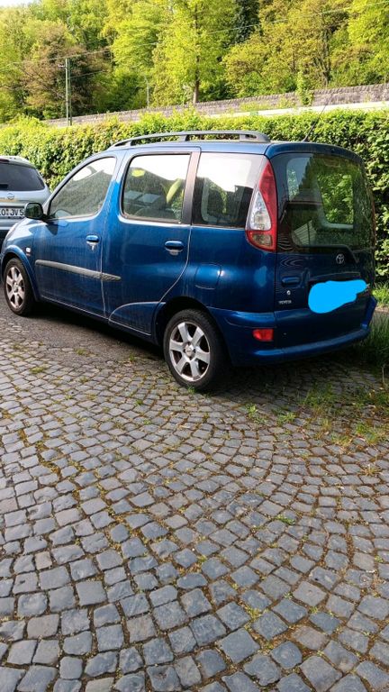 Toyota Verso 2005