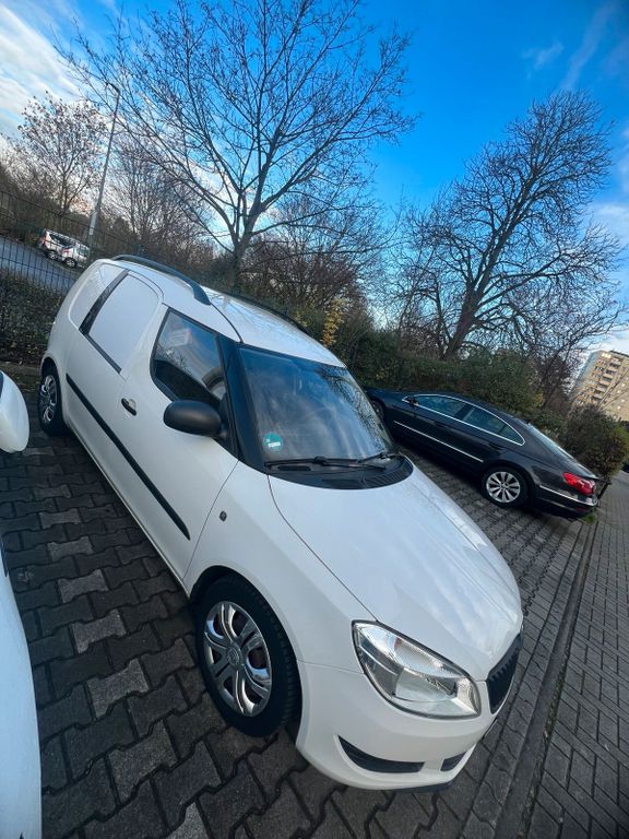 Skoda Praktik 2011