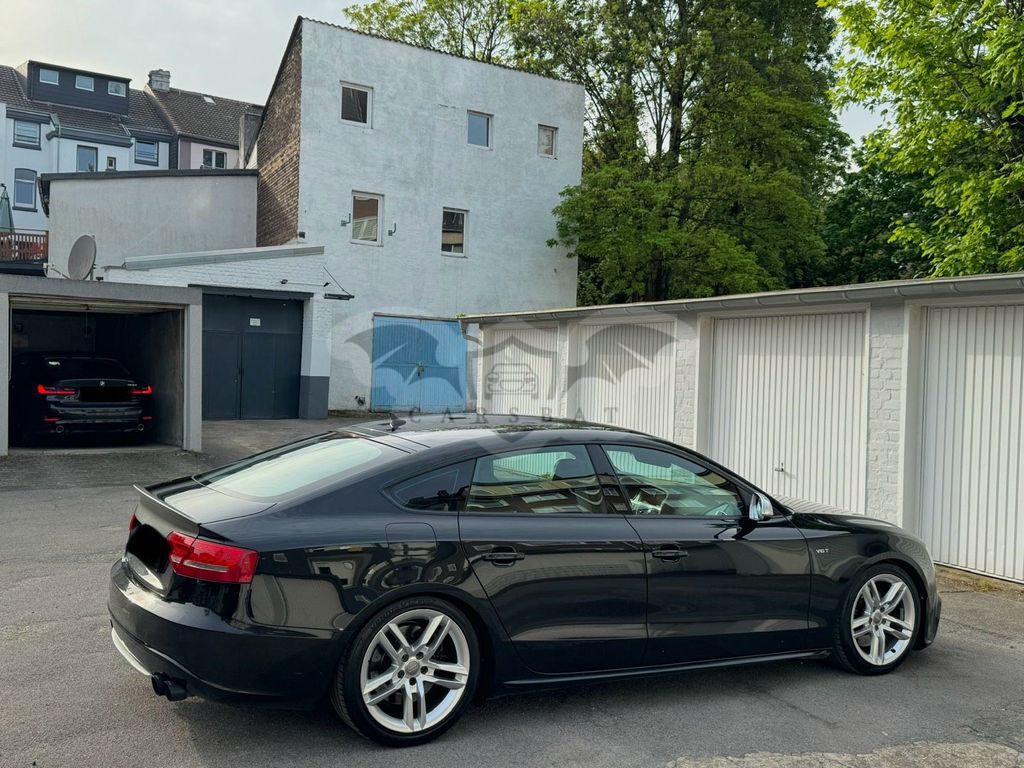 Audi RS5 2010