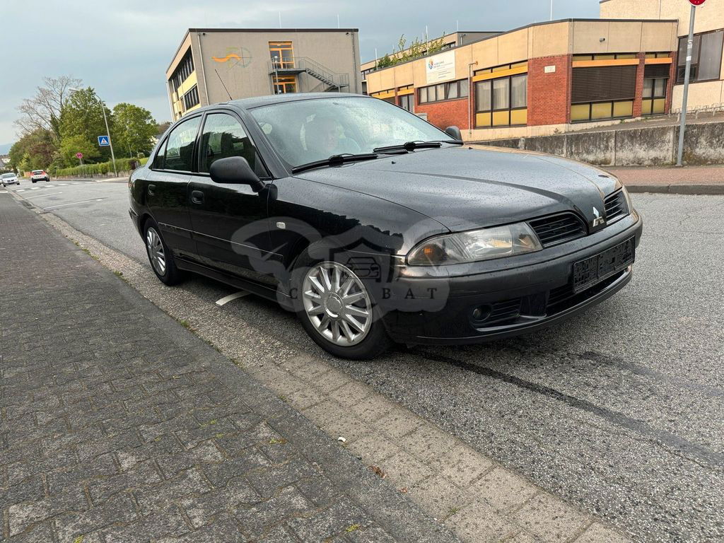 Mitsubishi Carisma 2004