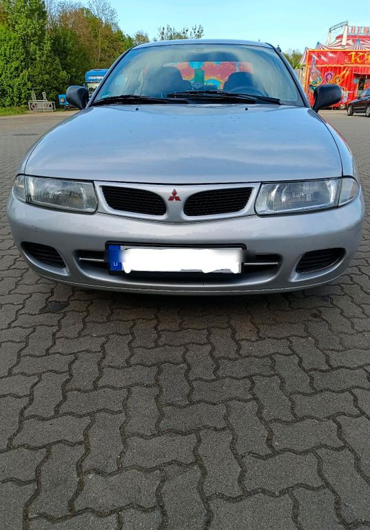 Mitsubishi Carisma 1999