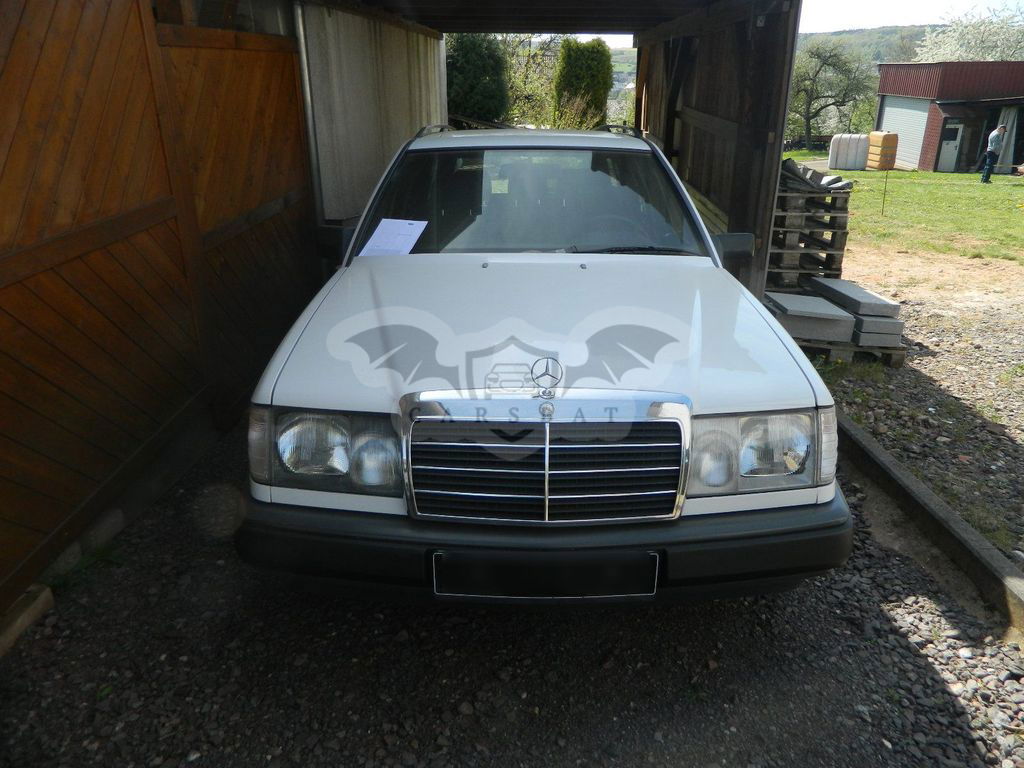Mercedes-Benz V 200 1989