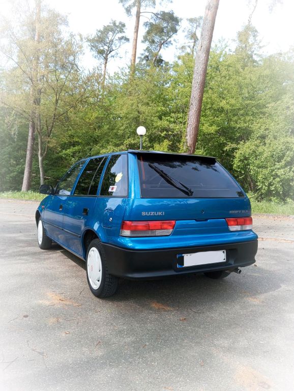 Suzuki Swift 2000