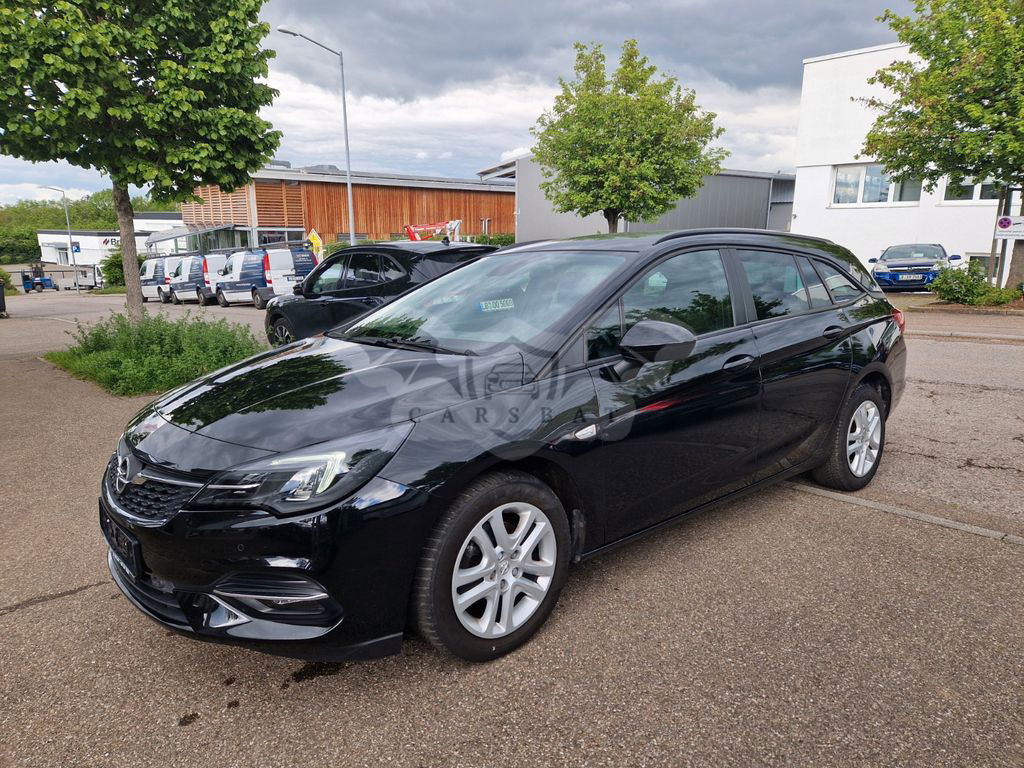 Opel Astra 2021