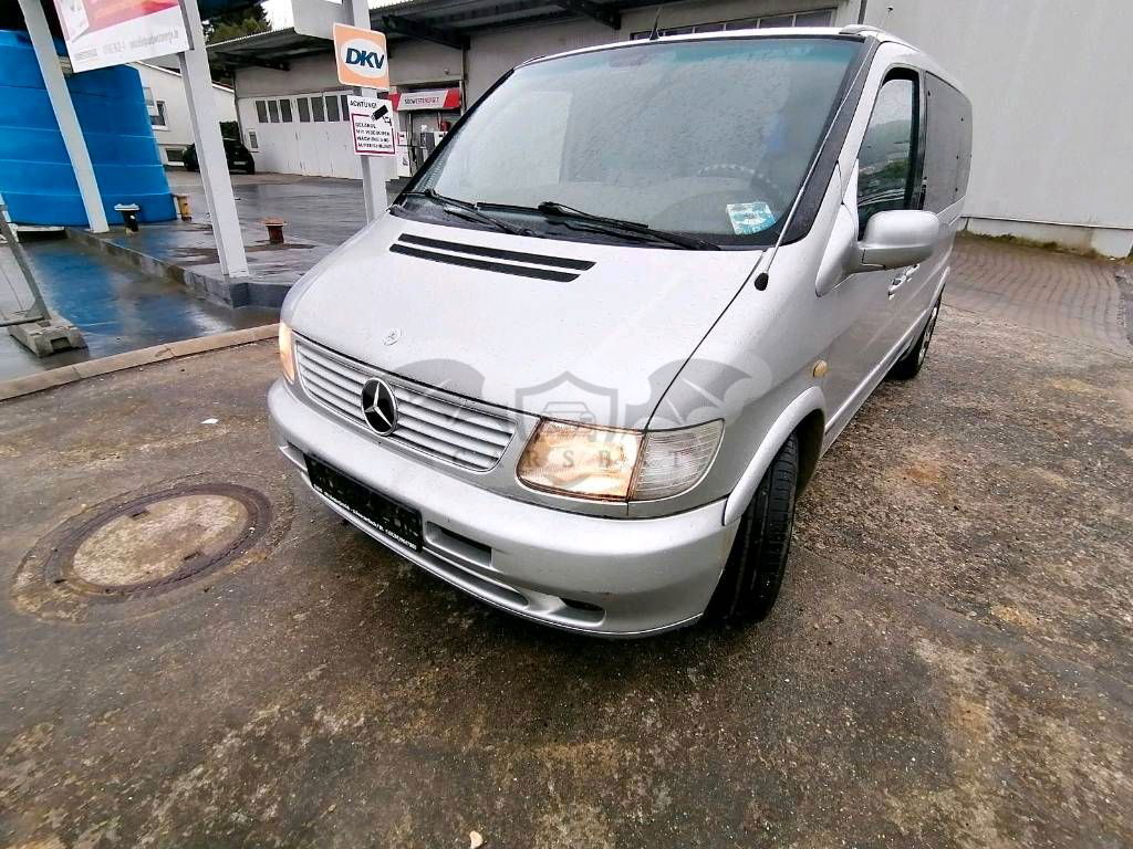 Mercedes-Benz V 2001