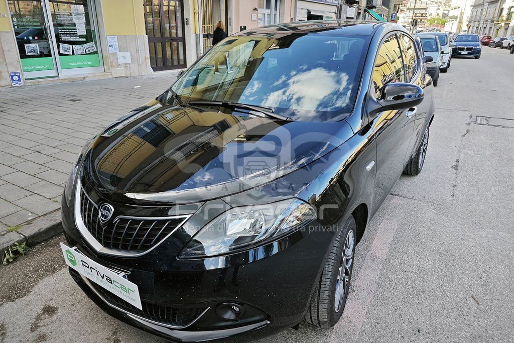 Lancia Ypsilon 2023