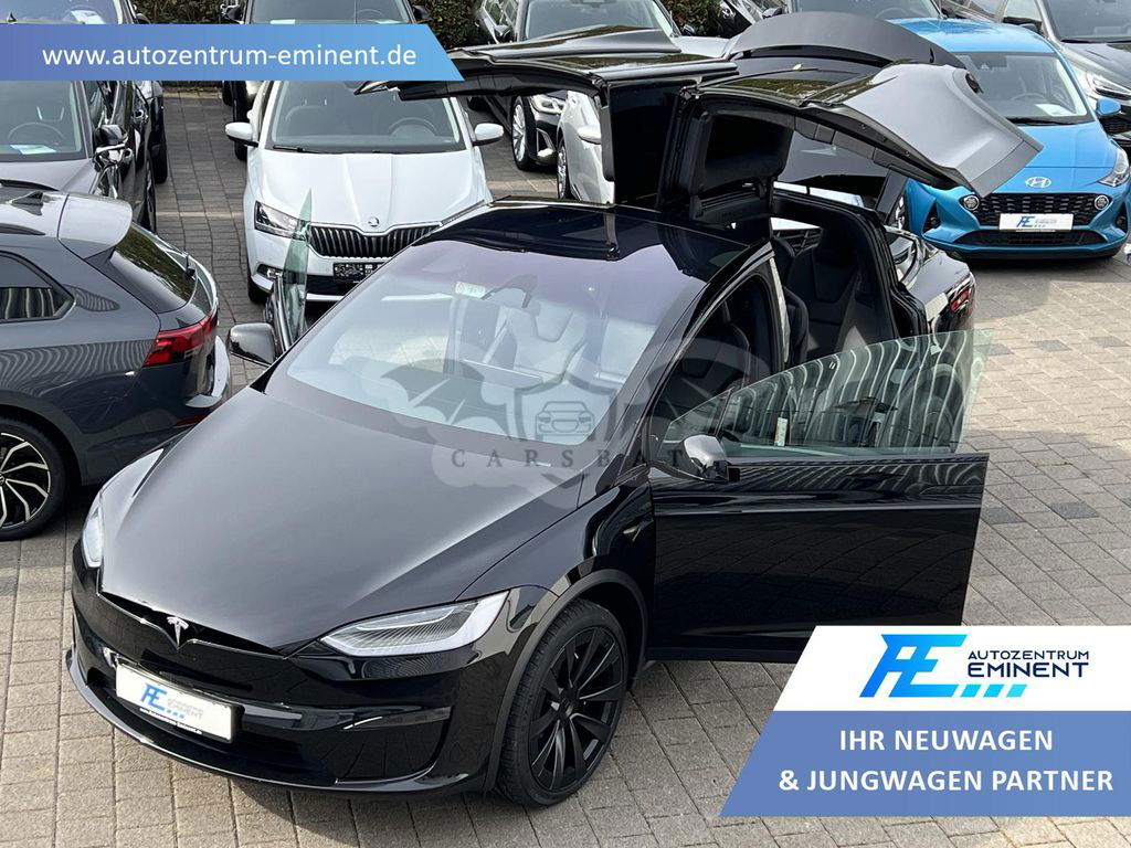 Tesla Model X 2024