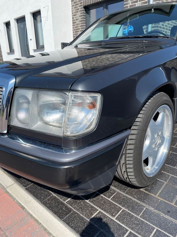 Mercedes-Benz CE 220 1989
