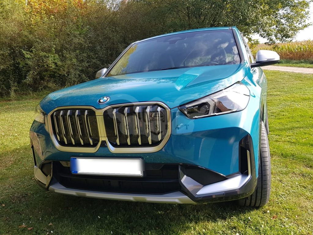 BMW iX1 2023