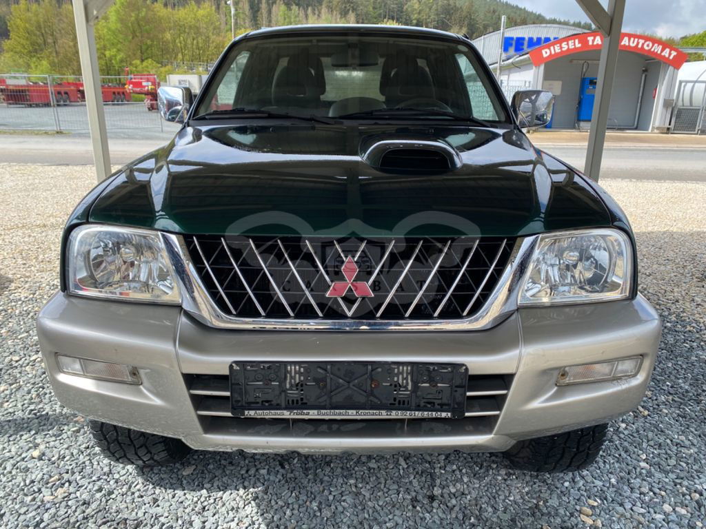 Mitsubishi L200 2003