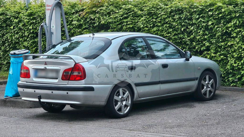 Mitsubishi Carisma 2000