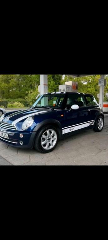 Mini One 2004