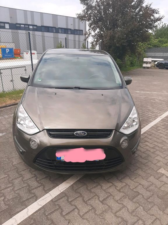 Ford S-Max 2012