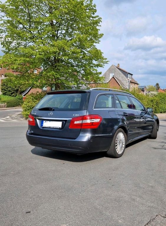 Mercedes-Benz 250 2011