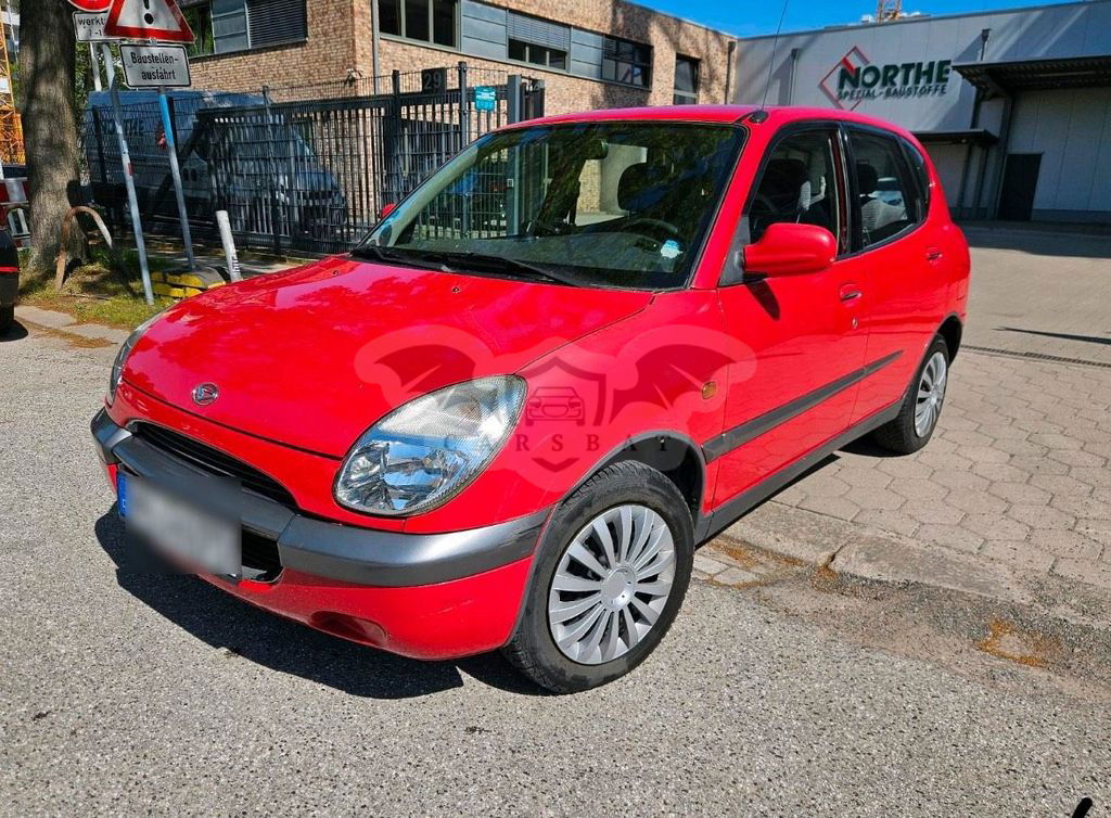 Daihatsu Sirion 2002