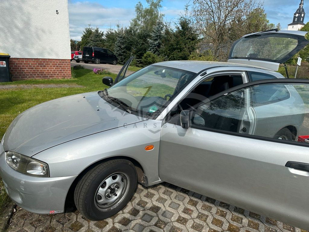 Mitsubishi Colt 1998