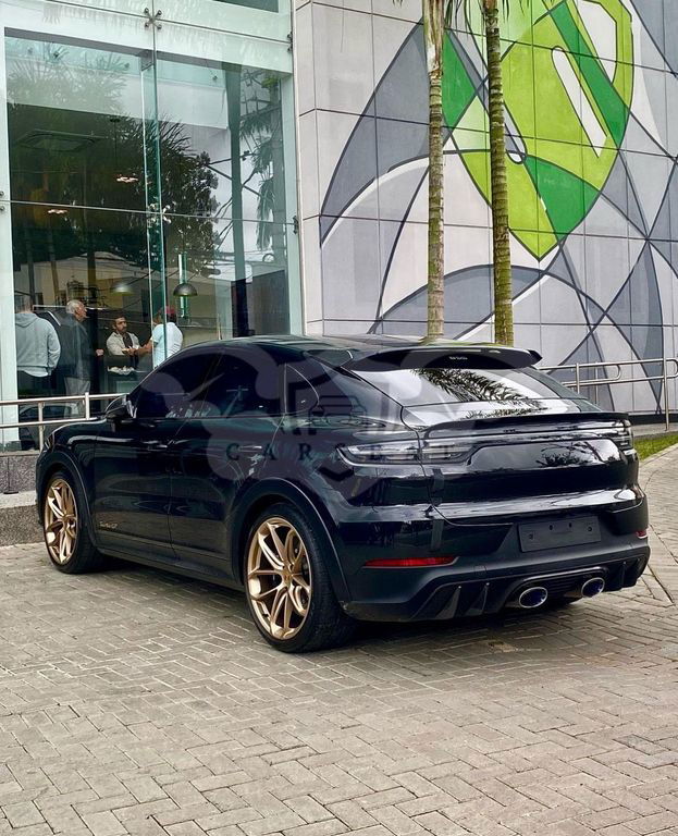 Porsche Cayenne 2022