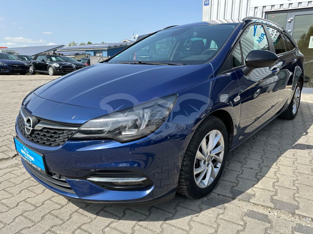 Opel Astra 2021