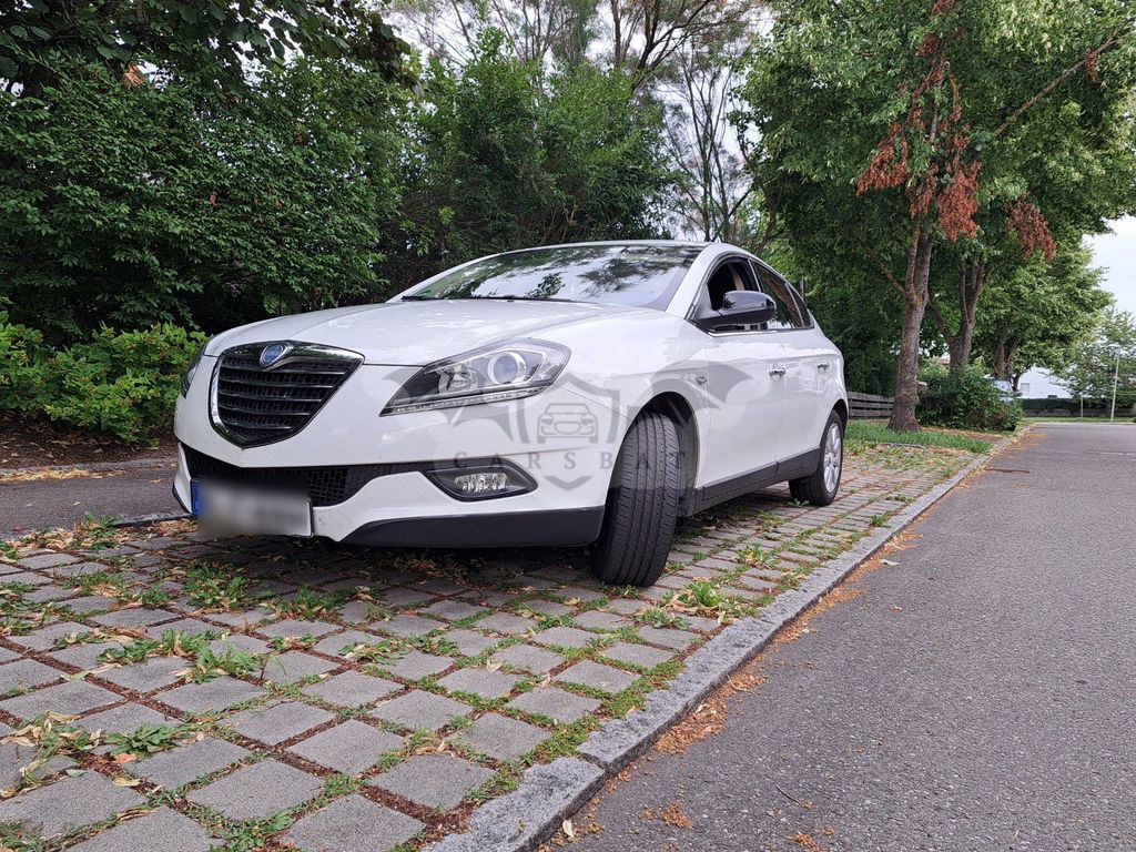Lancia Delta 2011