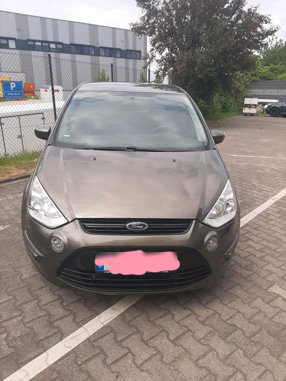 Ford S-Max 2012