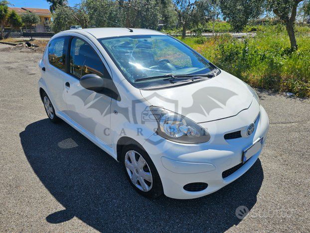 Toyota Aygo X 2011
