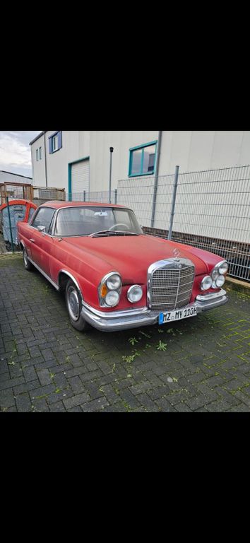 Mercedes-Benz 250 1967