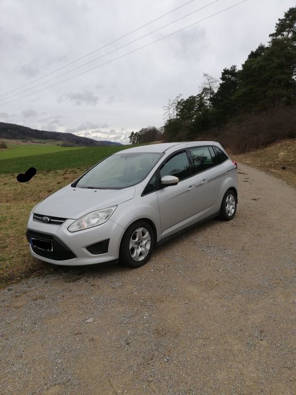 Ford Grand C-Max 2011
