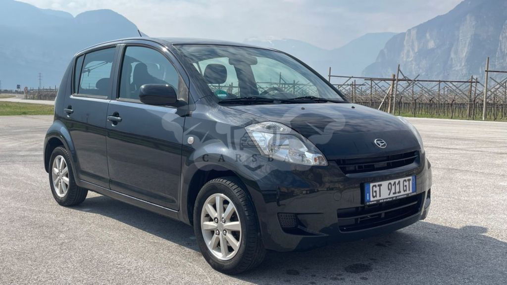 Daihatsu Sirion 2011