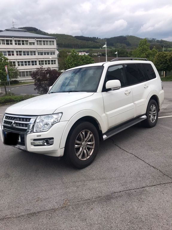 Mitsubishi Pajero 2017